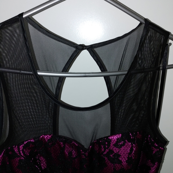 NWT Le Château Cocktail Dress US 5/6 - Picture 3 of 4